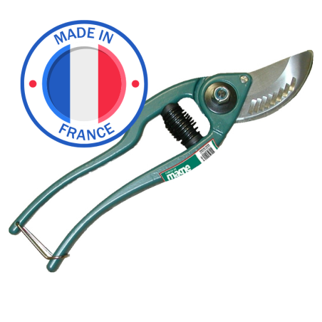 Sécateur à Tailler en Acier Forgé 23cm (sous blister) - Forges de Magne