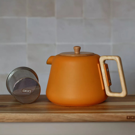 Théière viggo 1l jaune en fonte et bois compatible plaques de cuisson - Ogo Living
